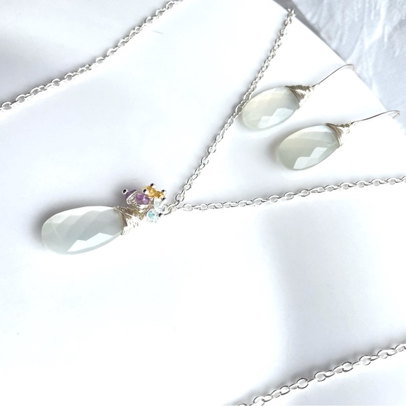 Gray Moonstone Sterling Silver jewelry set, Oval Link Chain, birthstone - Picture 2 of 5